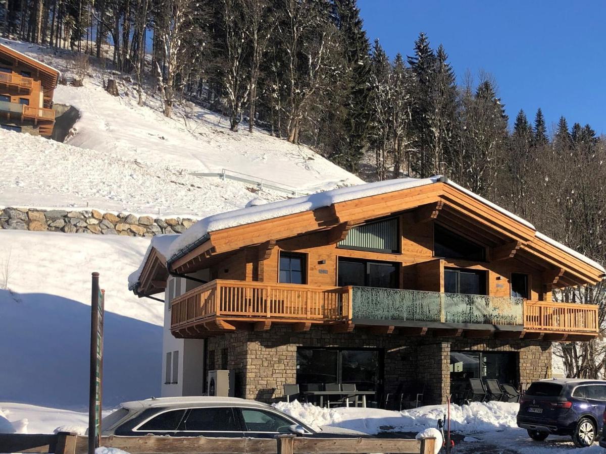 Semi Detached Chalet In M Hlbach With Sauna Muhlbach Am Hochkonig Bagian luar foto
