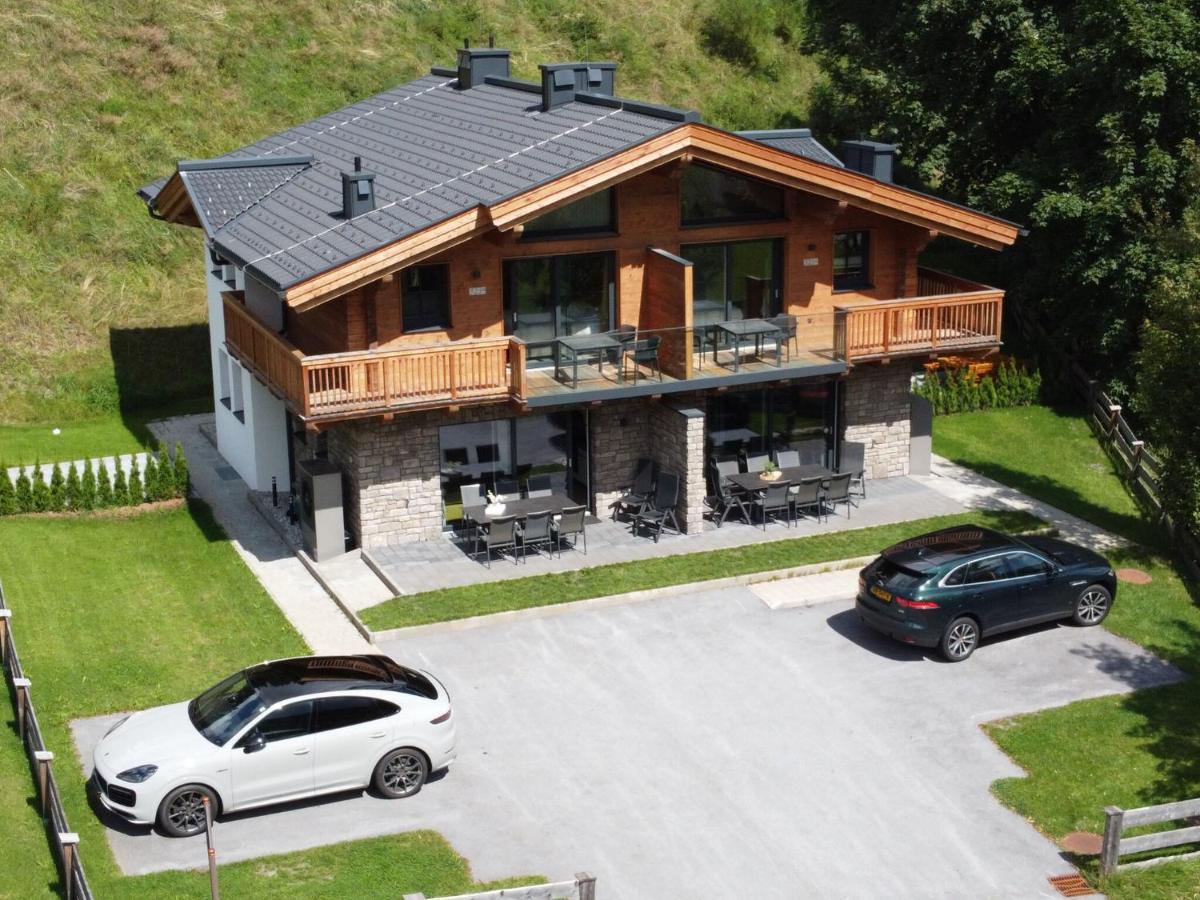 Semi Detached Chalet In M Hlbach With Sauna Muhlbach Am Hochkonig Bagian luar foto